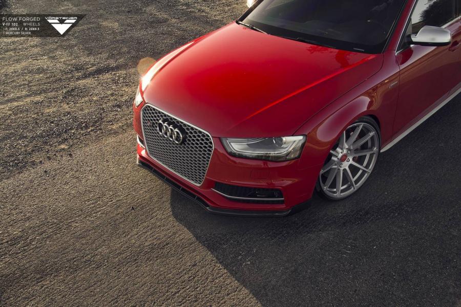Детали экстерьера Audi S4 Sedan by Vorsteiner 2015 года  (фото 5 из 7)